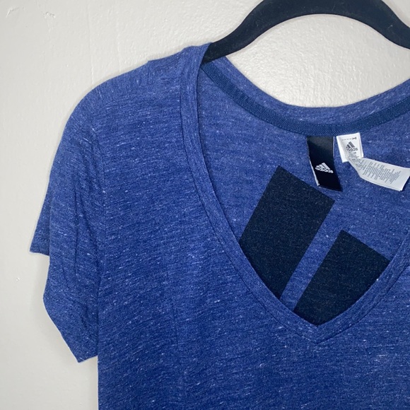 adidas Tops - 🍒Blue Adidas v-neck with design on back!